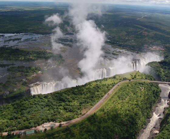Luxury Zimbabwe Tour – Experience the Majestic Victoria Falls & Zambezi River